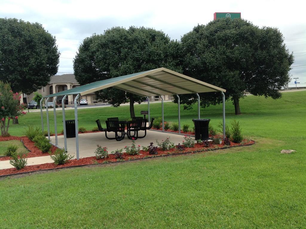 Hallmarc Inn & Suites Of West Memphis Extérieur photo